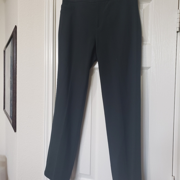 Peace of Cloth forest green ponte jeans feels like butter when you slide them on - Picture 2 of 7